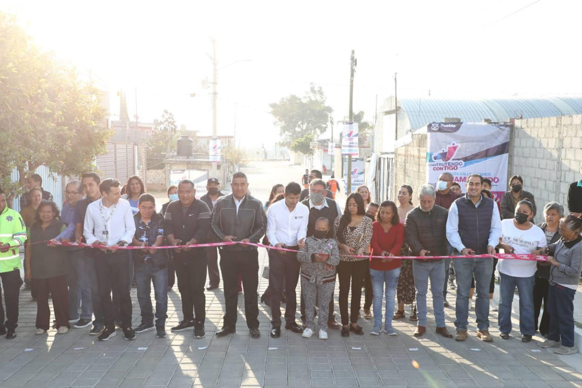 Entrega Ayuntamiento de Puebla calle nueva en Guadalupe Hidalgo 1 entrega de calle guadalupe hidalgo 1