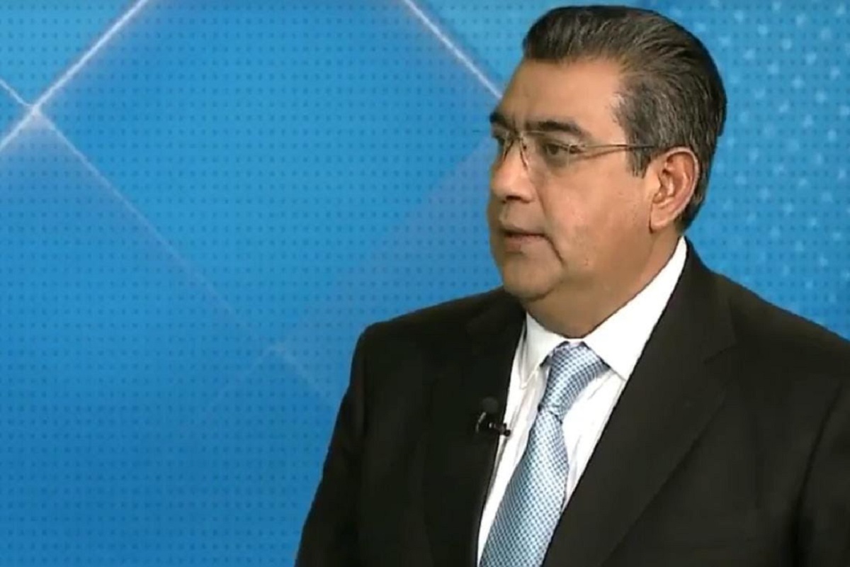 sergio salomon entrega de 11 mil 400 titulos