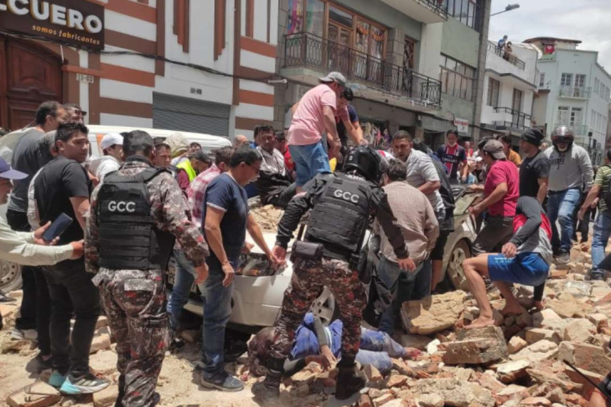 VIDEOS: Sismo de magnitud 6.5 azota costas de Ecuador 2 Sismo en ecuador