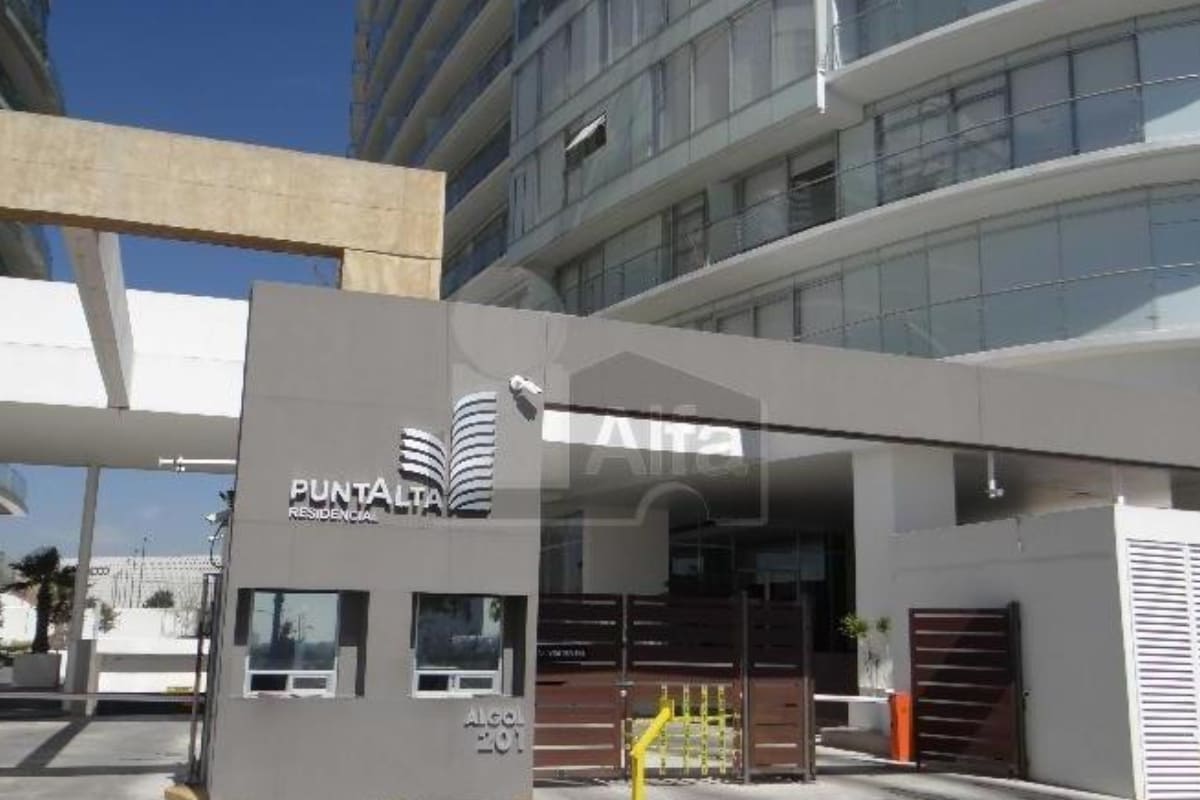 Muere hombre que cayó del décimo piso de torre Punta Alta en la Reserva Territorial Atlixcáyotl 2 Hombre cae de Torre Punta Alta