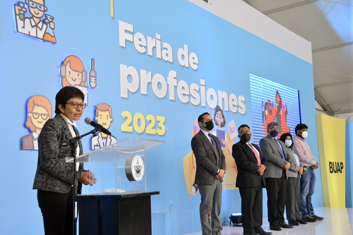 Inaugura Lilia Cedillo Feria de Profesiones 2023 en la BUAP 1 C Feria