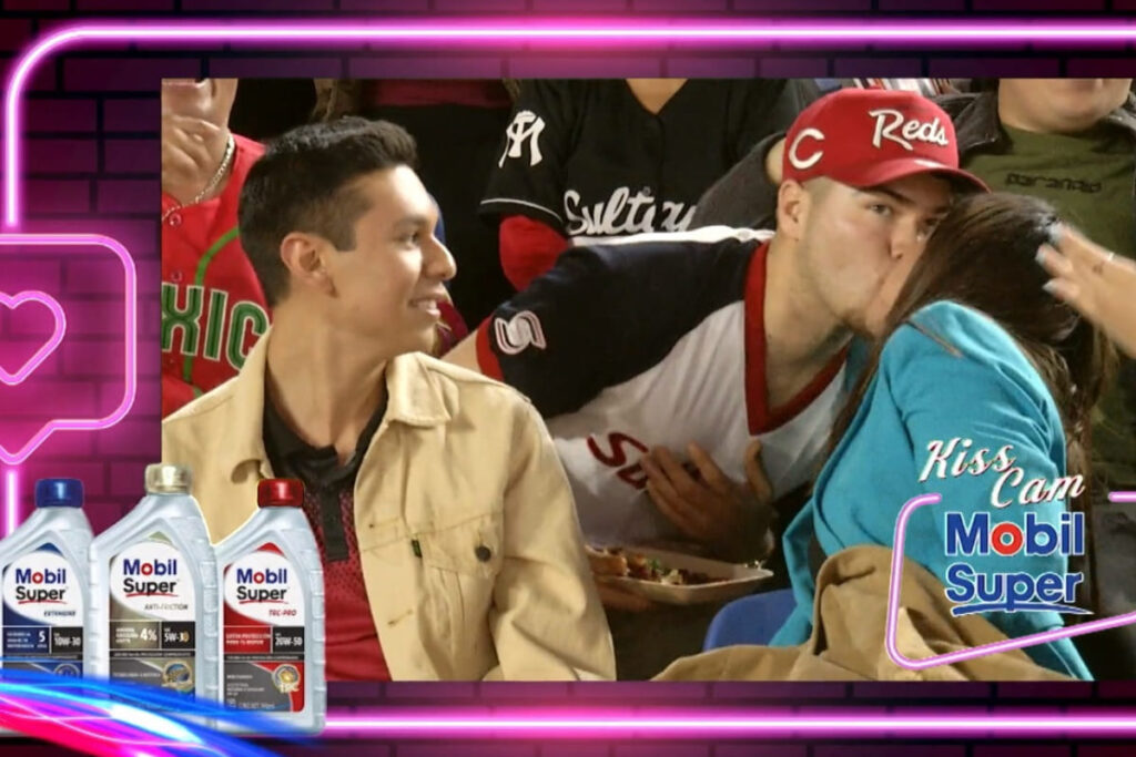 Chica besa a otro hombre en kisscam