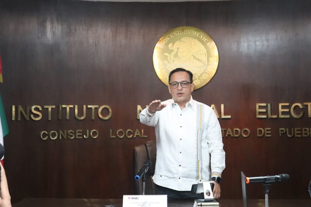 Edgar Arias nuevo presidente del INE Puebla