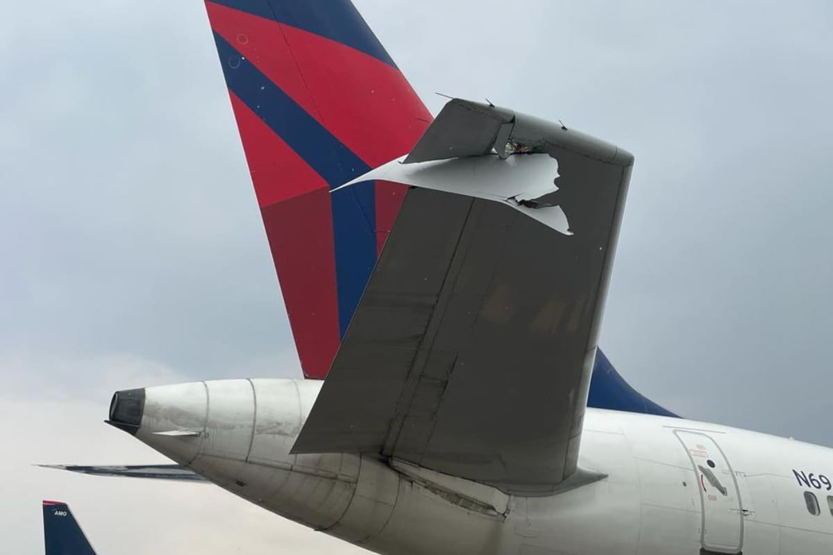 FOTOS: Chocan dos aviones en el Aeropuerto Internacional de la CDMX 5 Dos aviones chocaron en aeropuerto benito juarez