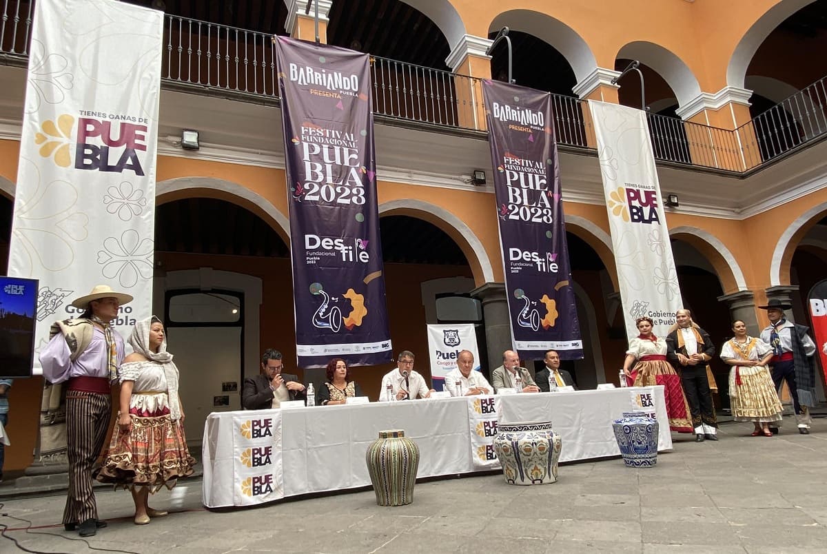 Con desfile en El Alto, Analco, La Luz y San Francisco, celebrarán el 492 aniversario de Puebla  4 defile fundacion de Puebla