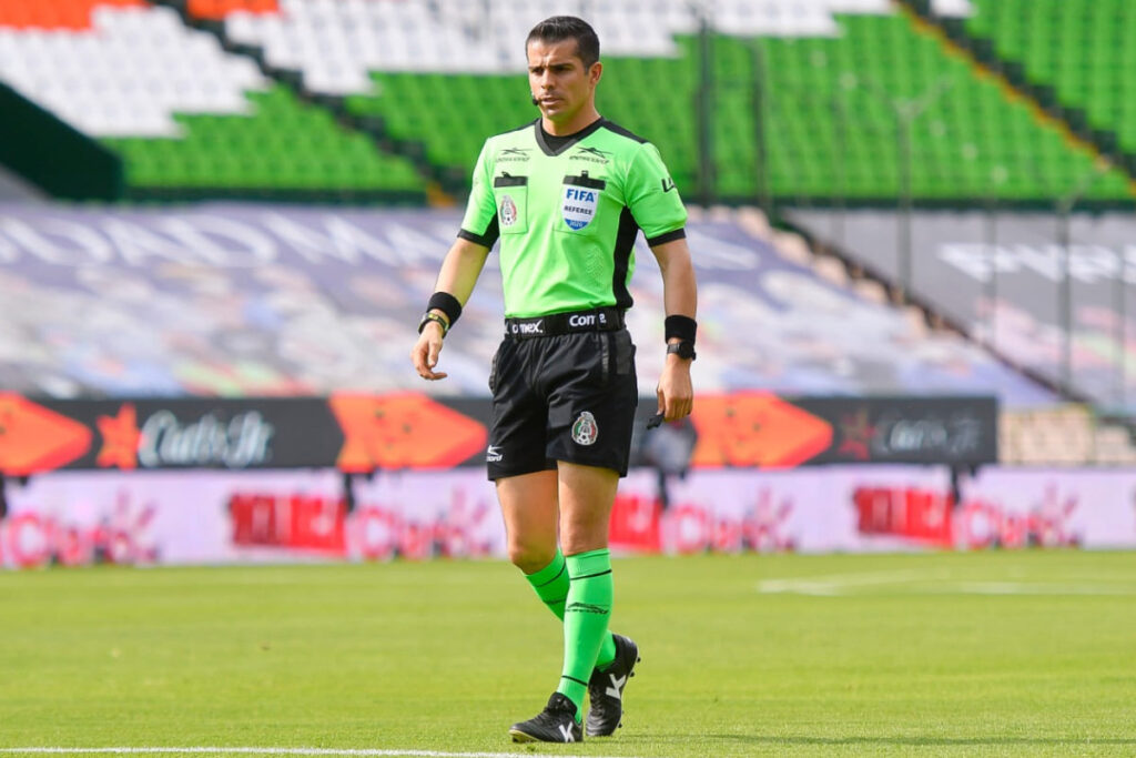 Fernando Hernández se disculpa