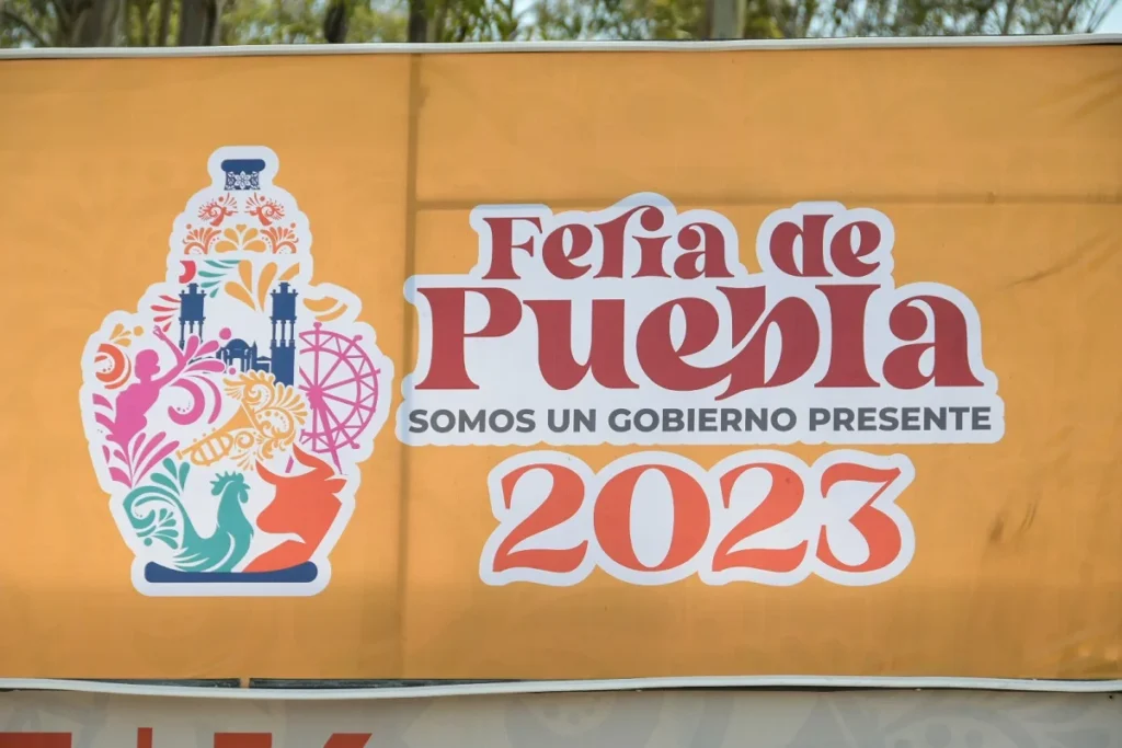 fila alejandro fernandez feria de puebla 5