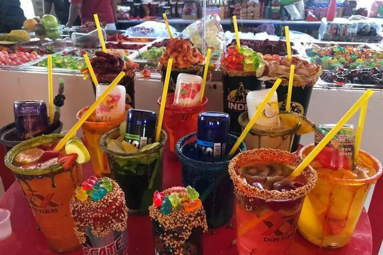Tianguis de Amalucan, San Isidro y Los Lavaderos, con más reportes sobre venta ilegal de alcohol en Puebla 3 micheladas 1 2