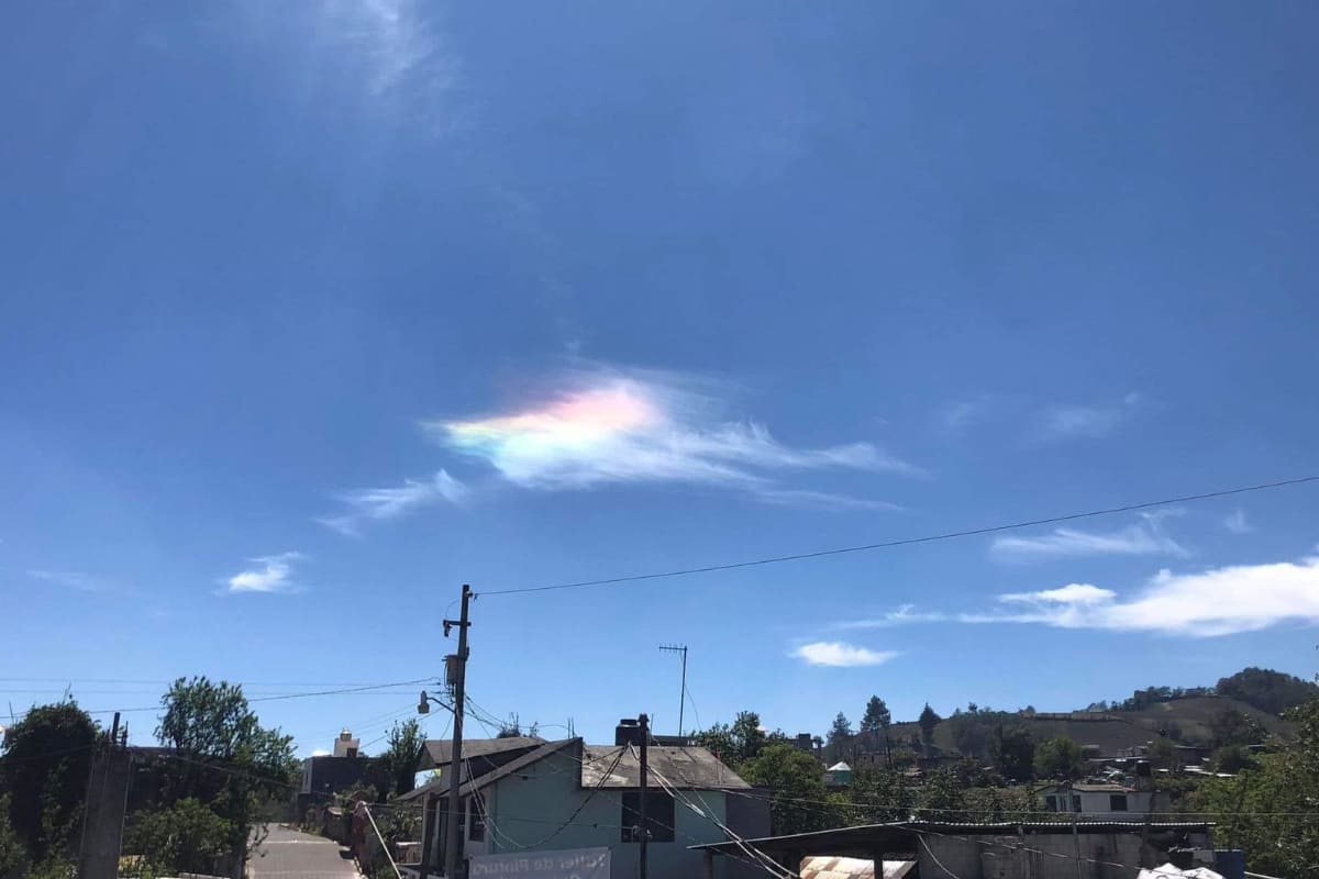Nube iridiscente en Quimixtlán