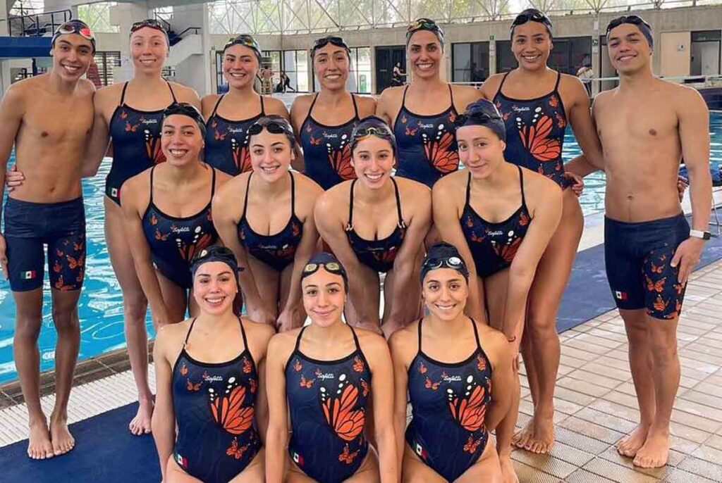 Nadadoras mexicanas venden trajes de baño para costear viaje a los Juegos Olímpicos 2024