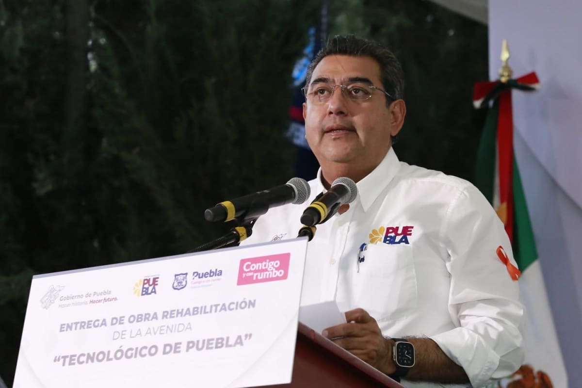 Hoy servicio público en Puebla es cercano y atiende necesidades de la población: Sergio Salomón 2 sergio salomon servicio publico cercano a la poblacion 1