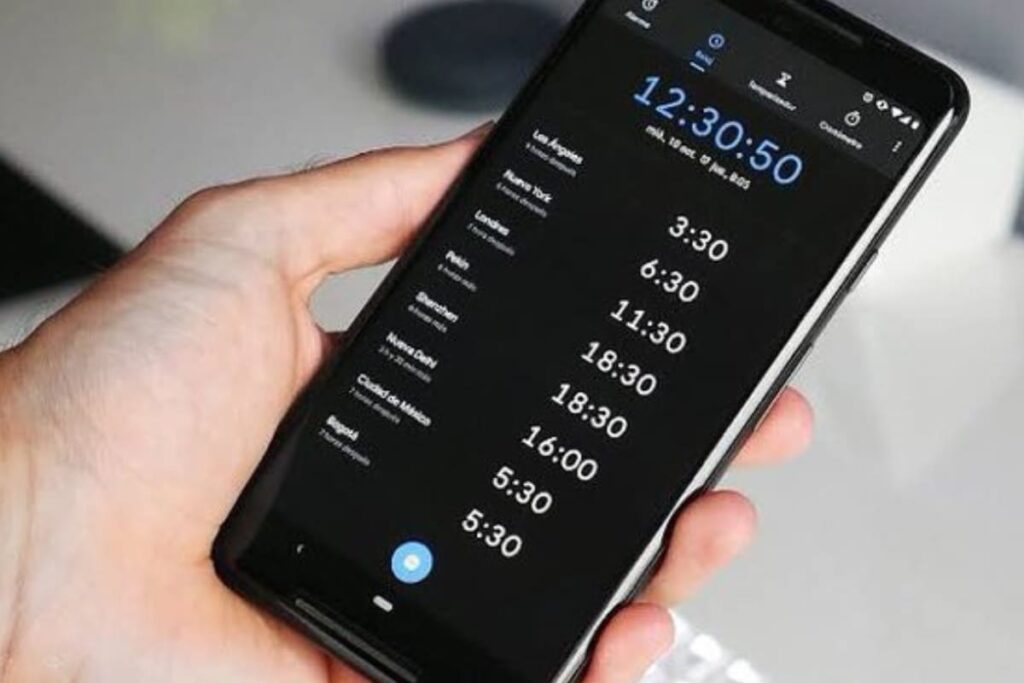 teléfonos se adelantaron una hora