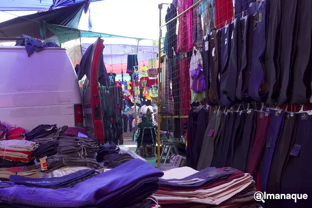 Mucha gente piensa que comprar en un tianguis es para gente jodida”: Los  Lavaderos festejan 28 años en Puebla