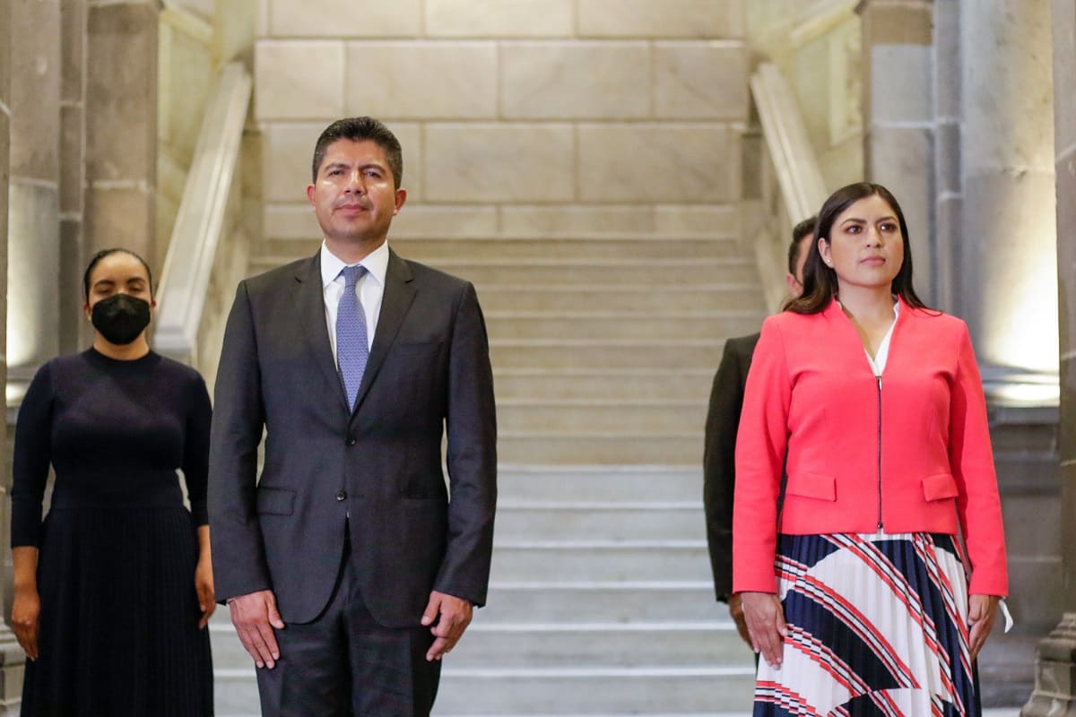 Eduardo Rivera le recuerda a Claudia Rivera que él ganó la alcaldía