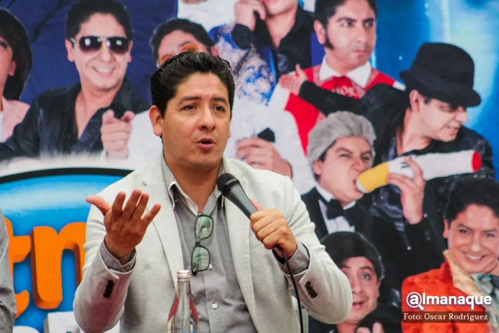 Ottmar de la Rosa celebra 25 anos de carrera como imitador 2