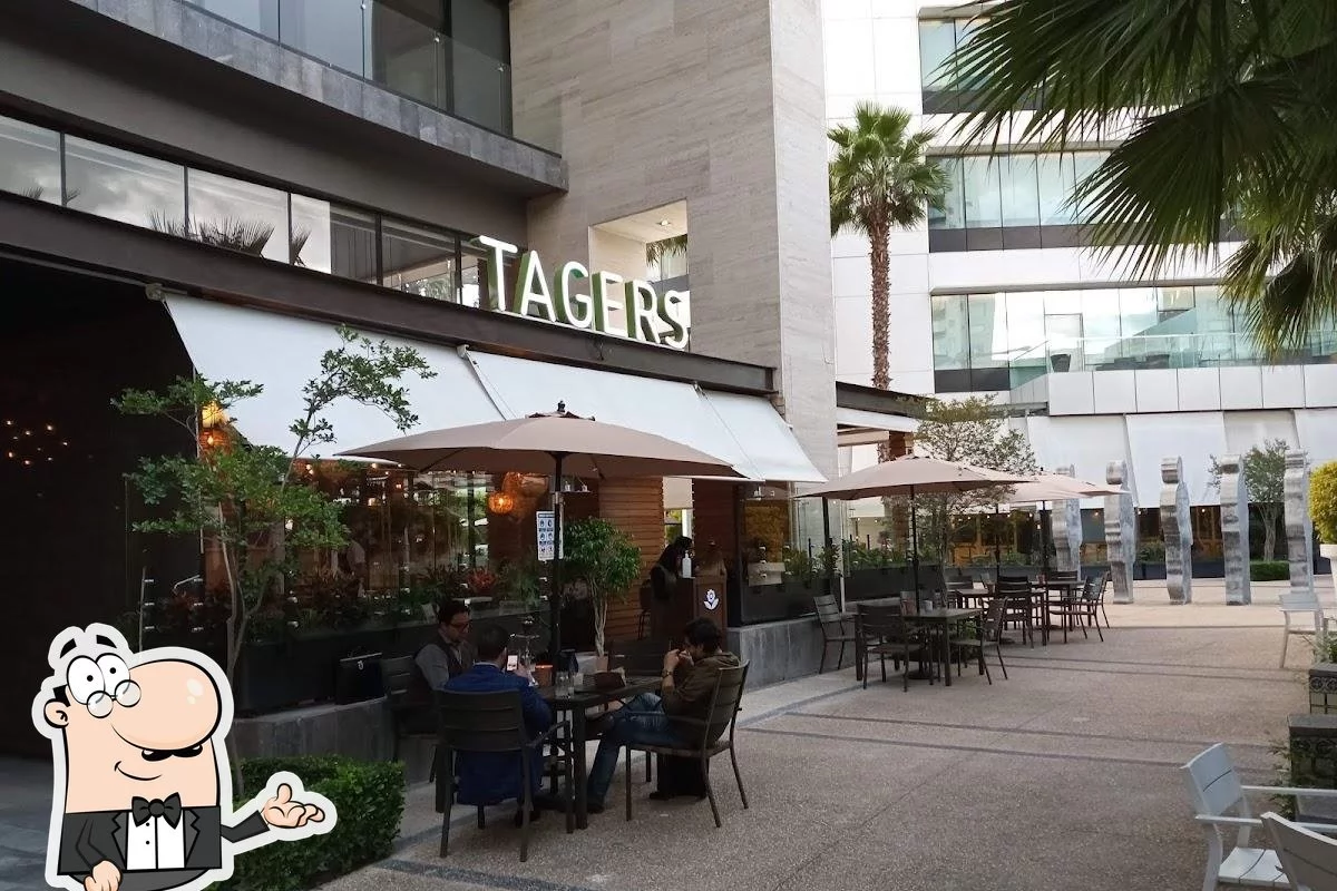 Seis sujetos armados asaltan el Tagers en Puebla y se llevan 350 mil pesos; hay dos heridos 3 Tagers Puebla