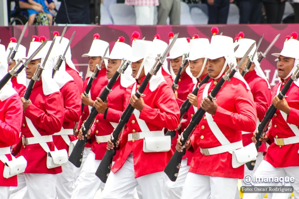 5 de Mayo en Puebla: AMLO, música, banderas y los presidenciables 44 desfile 5 de mayo en Puebla 2023 13