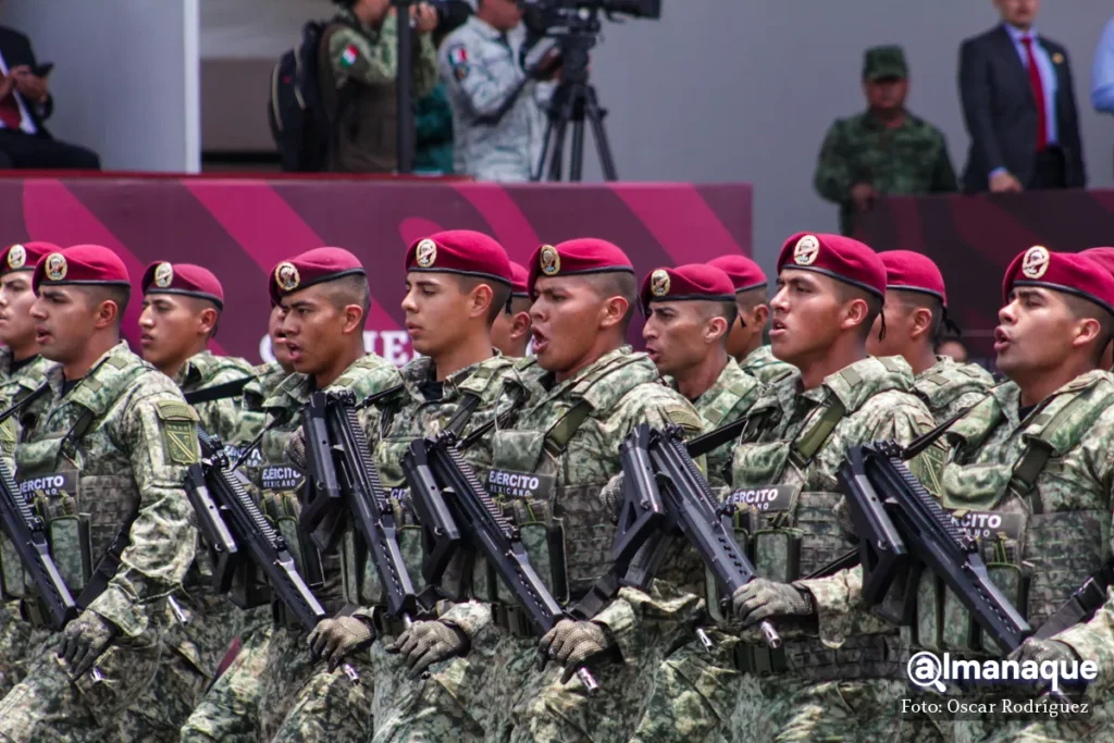 5 de Mayo en Puebla: AMLO, música, banderas y los presidenciables 43 desfile 5 de mayo en Puebla 2023 14