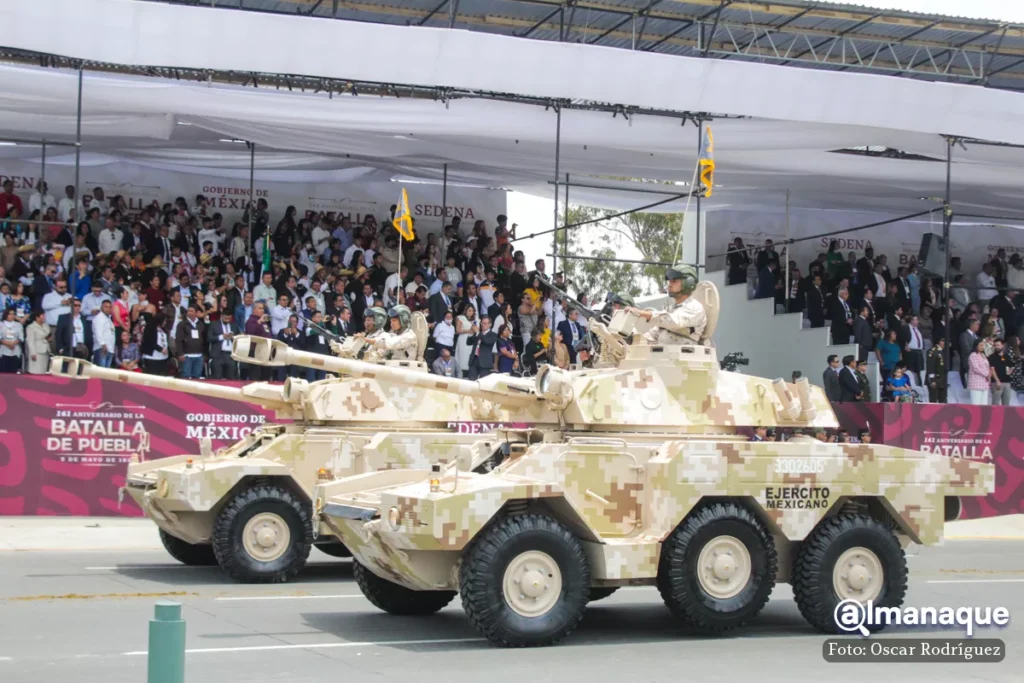 5 de Mayo en Puebla: AMLO, música, banderas y los presidenciables 38 desfile 5 de mayo en Puebla 2023 17