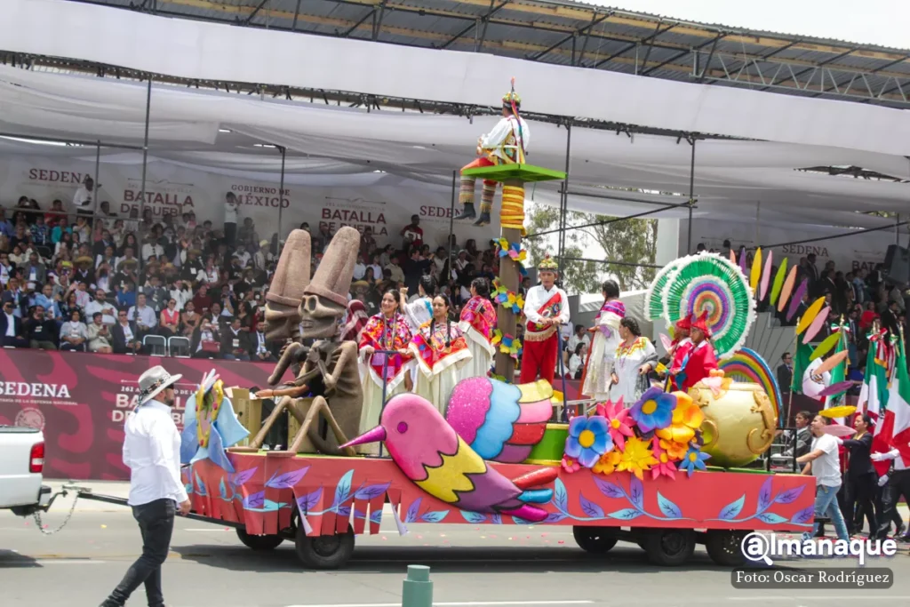 5 de Mayo en Puebla: AMLO, música, banderas y los presidenciables 50 desfile 5 de mayo en Puebla 2023 26
