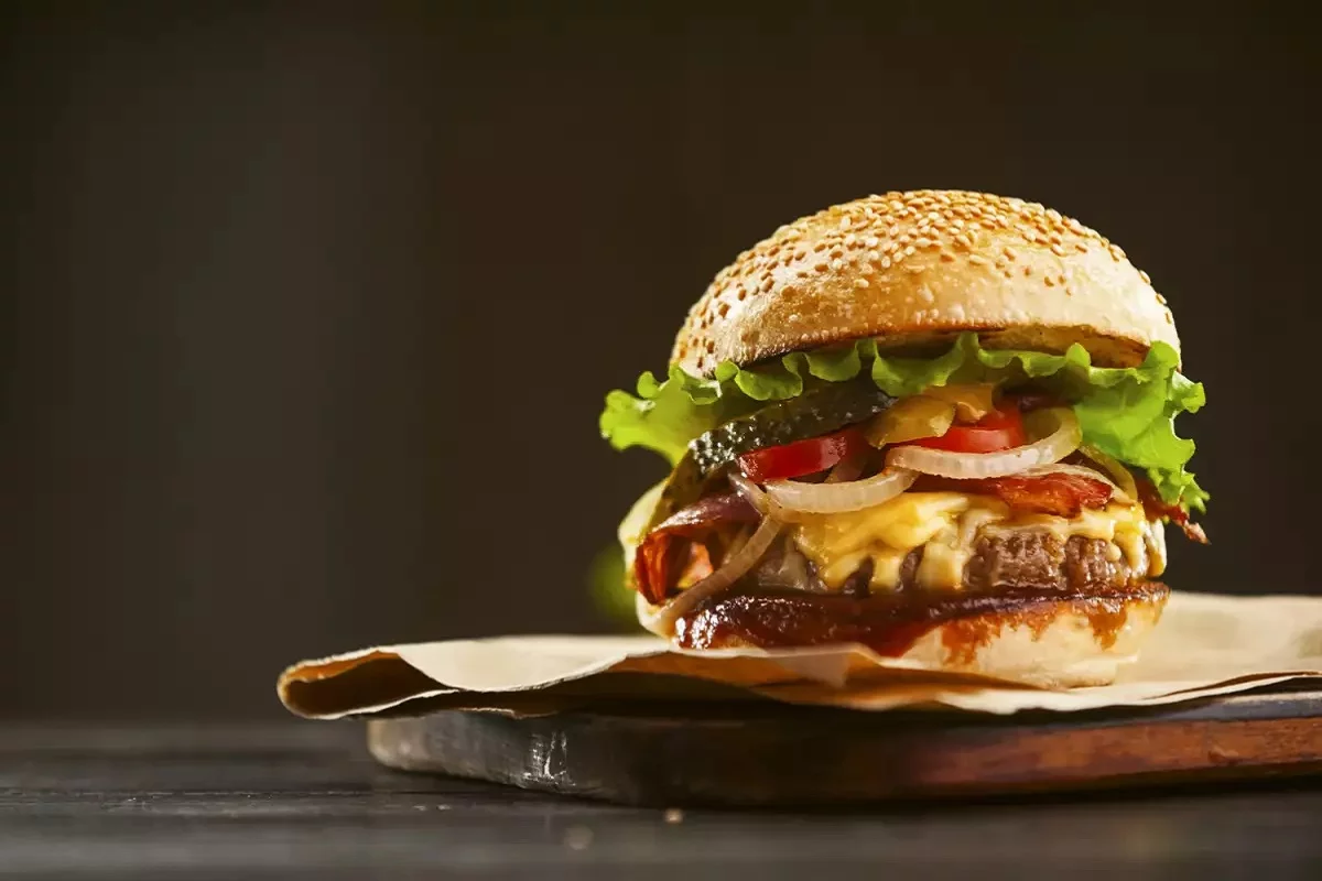 Día de la hamburguesa: Dónde y cuándo podrás comprarlas a un peso 4 dia de la hamburguesa 2