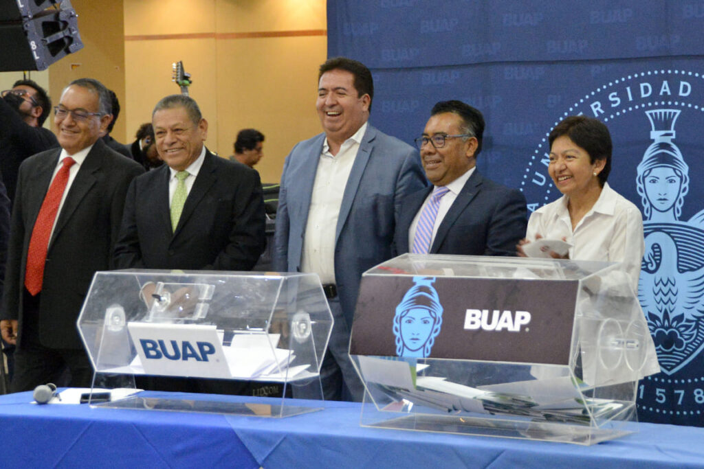 dia del maestro buap 1