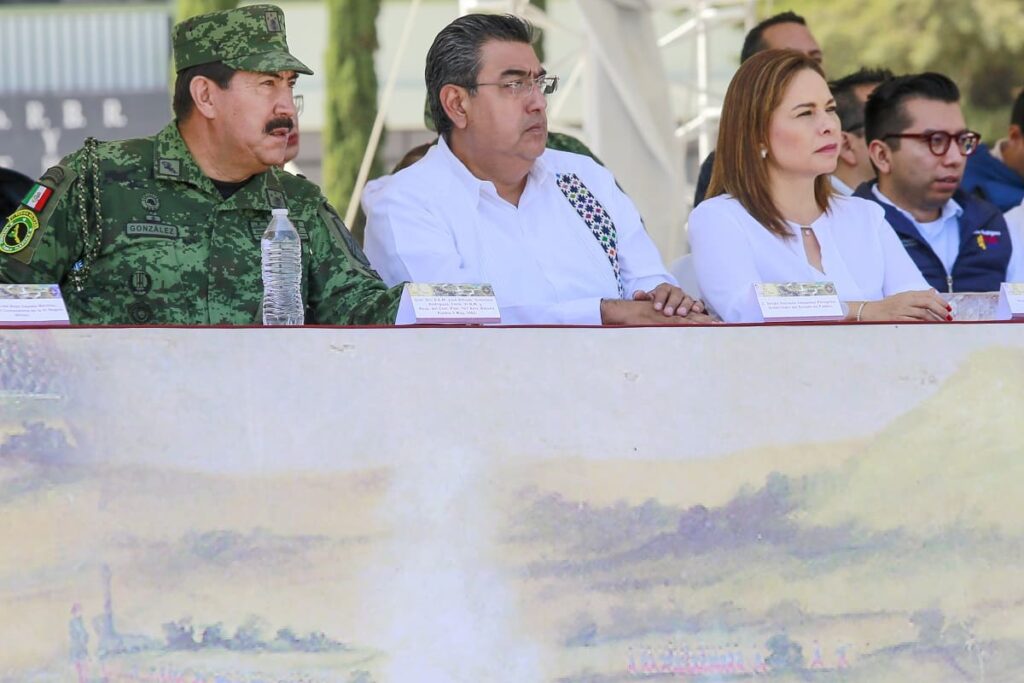 Encabeza Sersio Salomón escenificación de la Batalla del 5 de Mayo