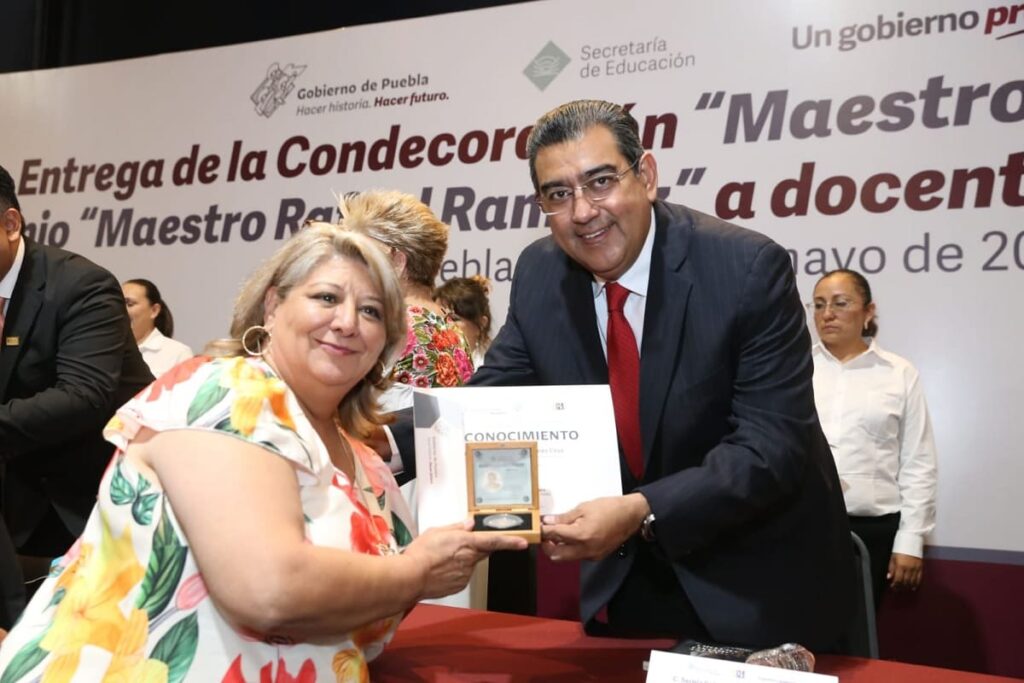 exhorta sergio salomon a maestros trabajen por las futuras generaciones 1