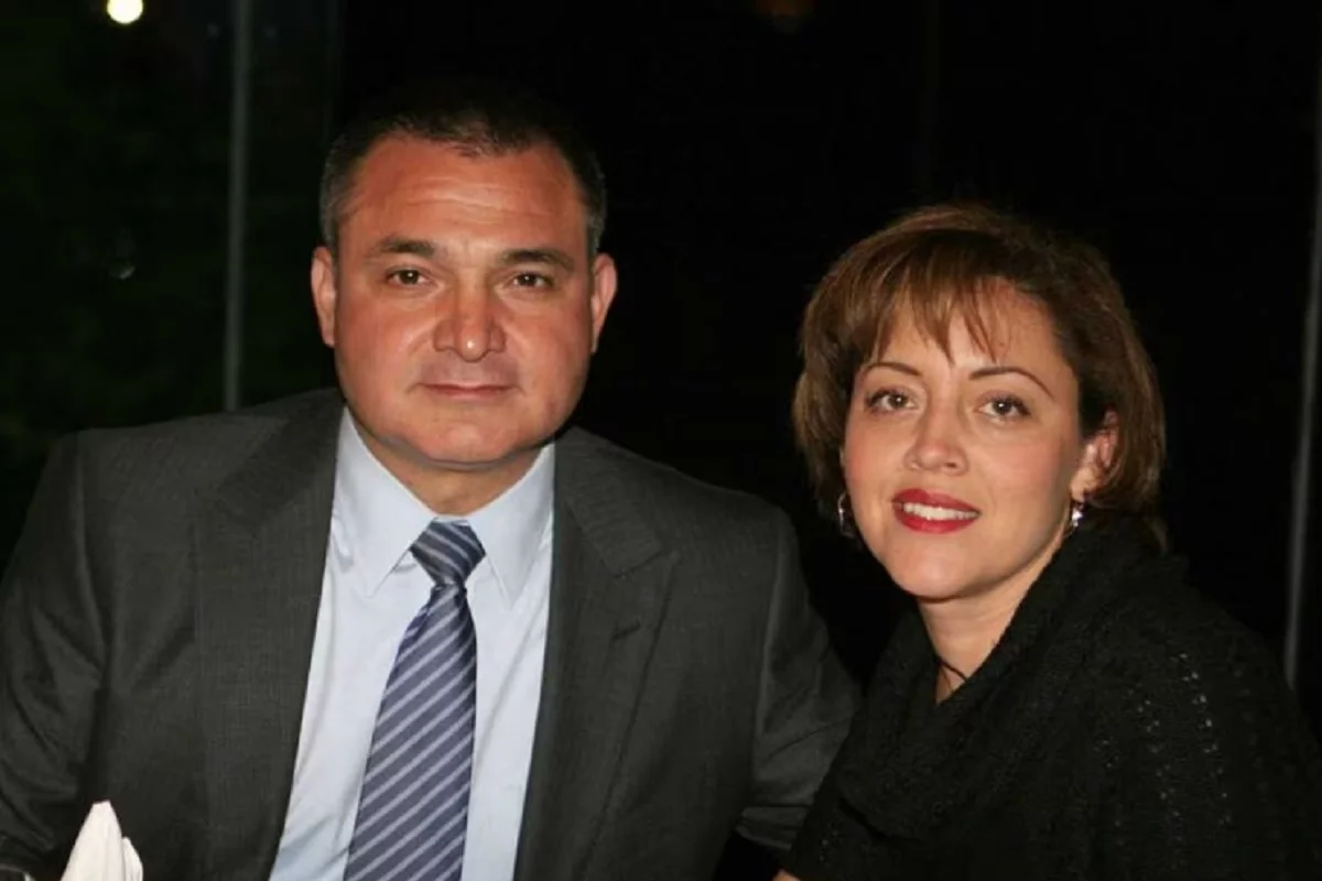 genaro garcia luna y esposa