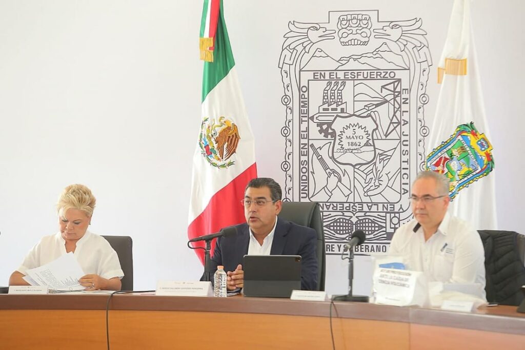 gobierno presente de sergio salomon monitorea volcan 1