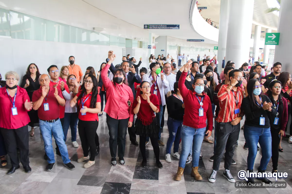 Trabajadores del TSJ acusan a Carlos Palafox de ignorar sus peticiones; buscarán a AMLO 7 manifestacion Poder Judicial del Estado de Puebla 5