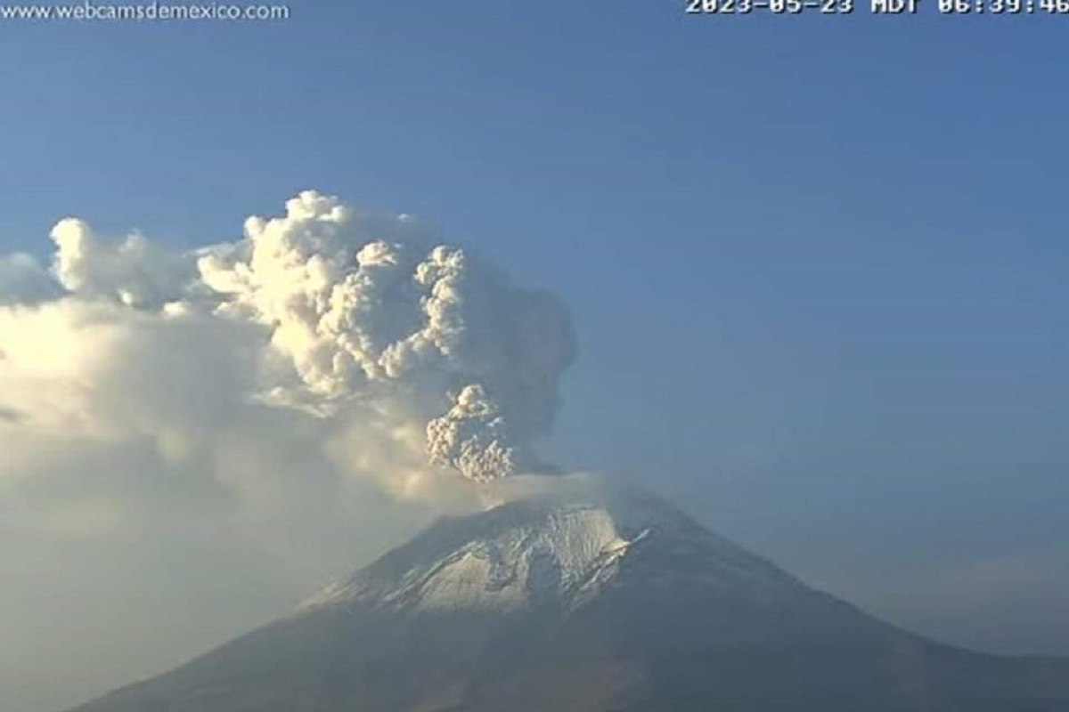 Rescatan a alpinista atrapado en ceniza del Popocatépetl en el acceso al volcán 1 popocatepetl 1