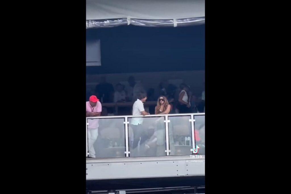 Captan a Shakira y Tom Cruise