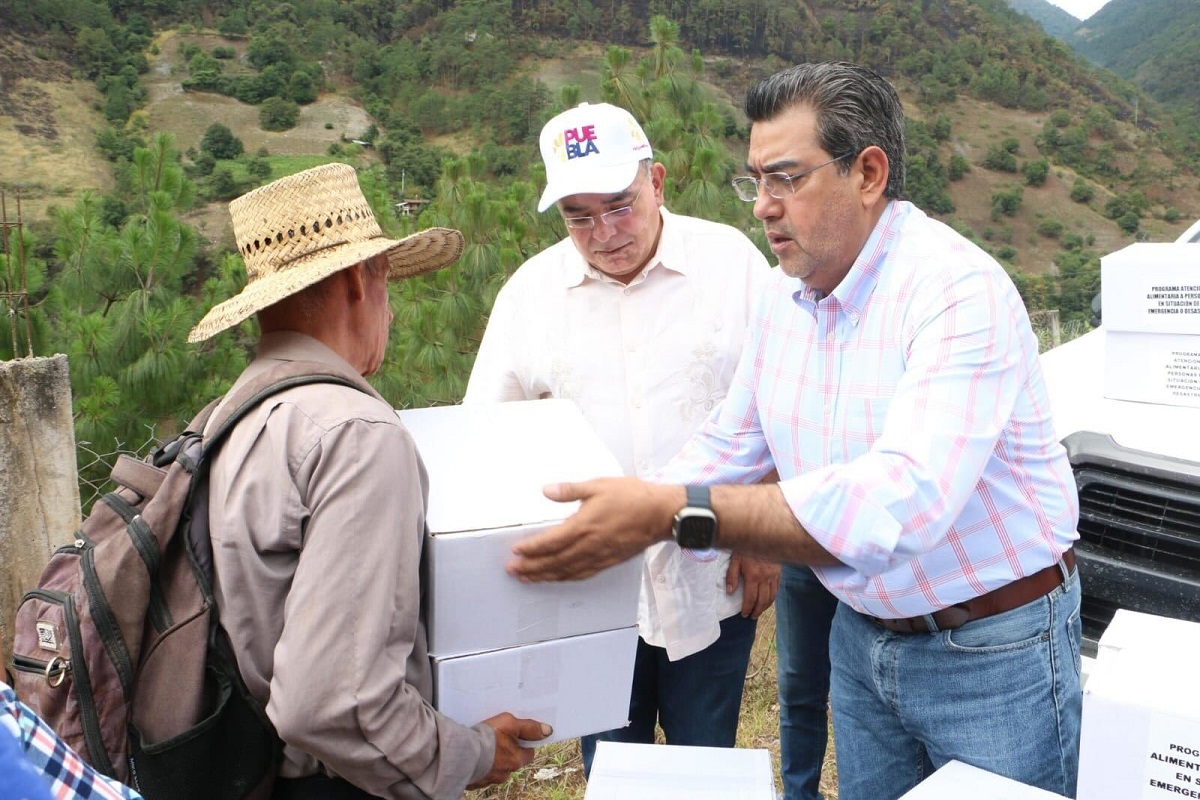 Con federación y municipio, gobierno estatal garantiza integridad de habitantes de Zacatlán por incendio 1 0e99c5bd 1efb 4001 b1aa cbe3ad9c7a90