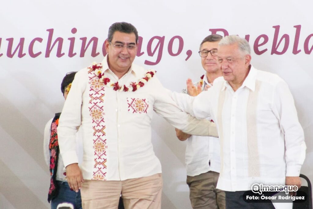 AMLO huauchinango 2