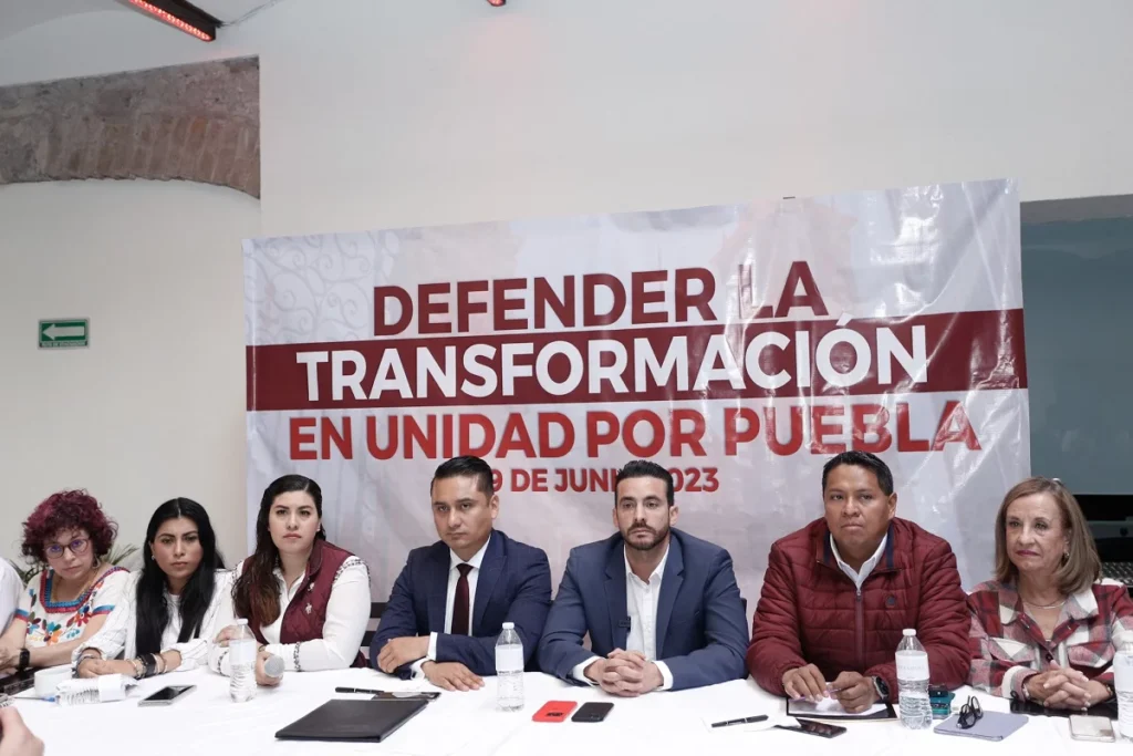 Aspirantes de Morena y PT a la alcaldia de Puebla pactan unidad