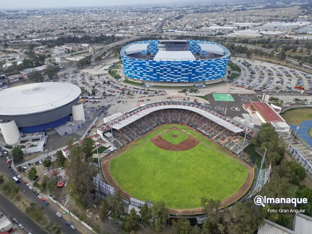 Estadio Hermanos Serdan estadio Cuauhtemoc