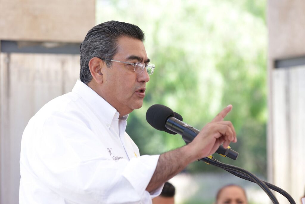 Pide Sergio Salomon a alcalde de Amozoc reforzar la seguridad