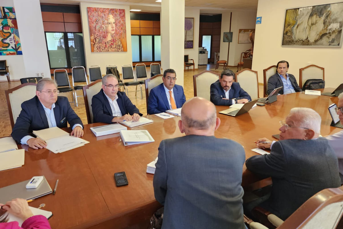 Sergio Salomón se reúnen con Zoé Robledo para revisar avances del traspaso al IMSS-Bienestar 3 Reunión Sergio Salomón IMSS-Bienestar