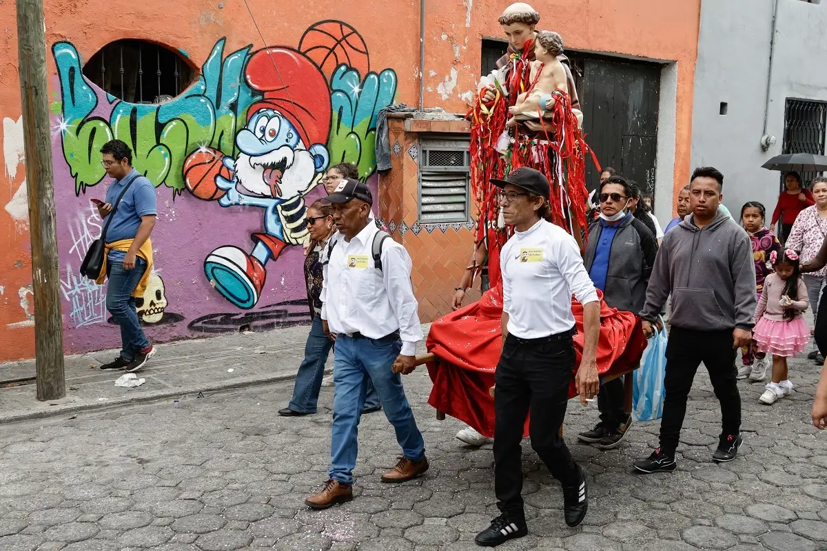 San Antonio ¿Por qué se celebra el 13 de junio y se pone de cabeza al 'Santo de los Milagros