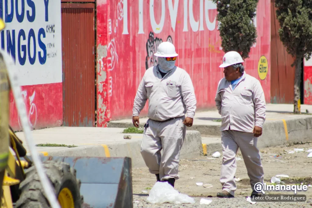 Toma clandestina Central de Abastos 6