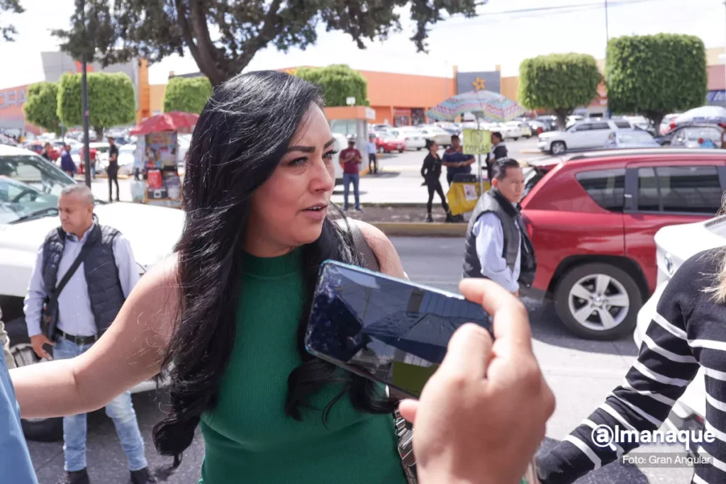 Juez no vincula a proceso a Claudia Rivera por discriminación: “Hay delito pero no hay culpable” 7 Yazmin Flores juicio Centro de Justicia Penal