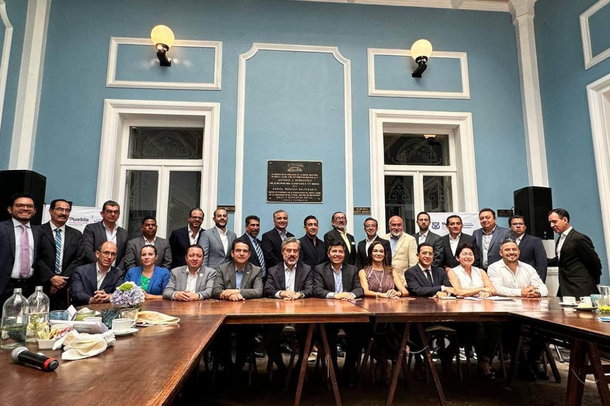 El trabajo en conjunto nos hará potenciar a Puebla: Eduardo Rivera Pérez 1 comision permanente por puebla 1