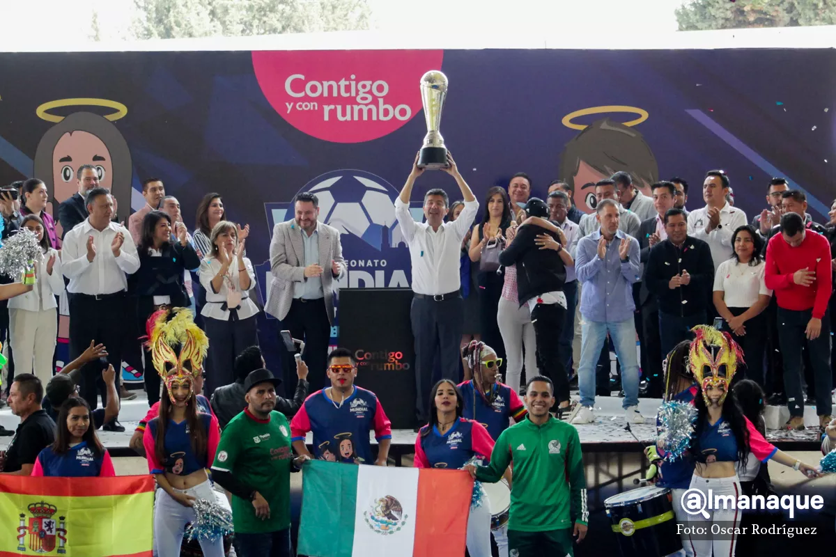 Réplica del Mundial de Fútbol 7 recorrerá las juntas auxiliares de la capital y 10 municipios 5 eduardo rivera Presentacion del Thopy tour 4