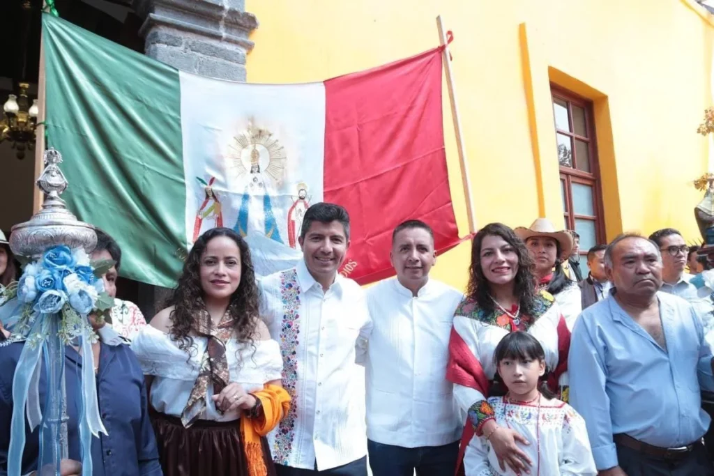 eduardo rivera giras al interior del estado San Andres Cholula
