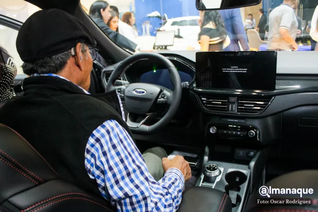 Conoce la Escape Híbrida 2023 de Ford Rivera Angelópolis 20 ford explorer 16