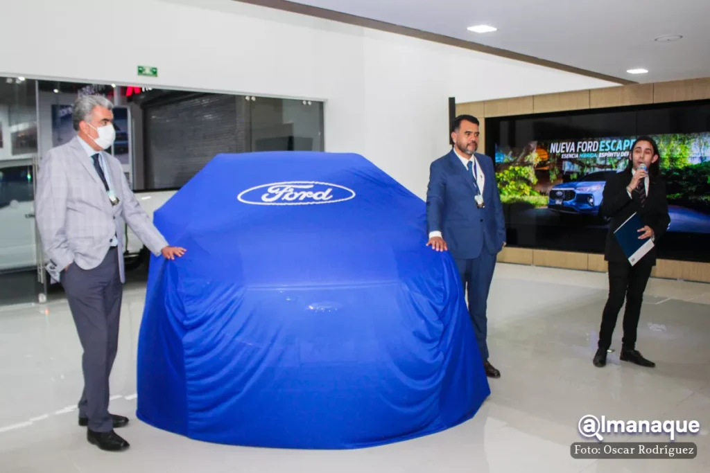 Conoce la Escape Híbrida 2023 de Ford Rivera Angelópolis 15 ford explorer 7