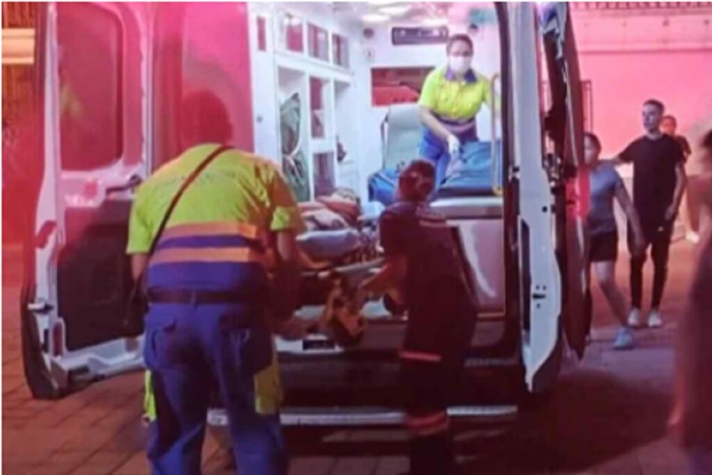 nino cae de la azotea al intentar ver a peso pluma