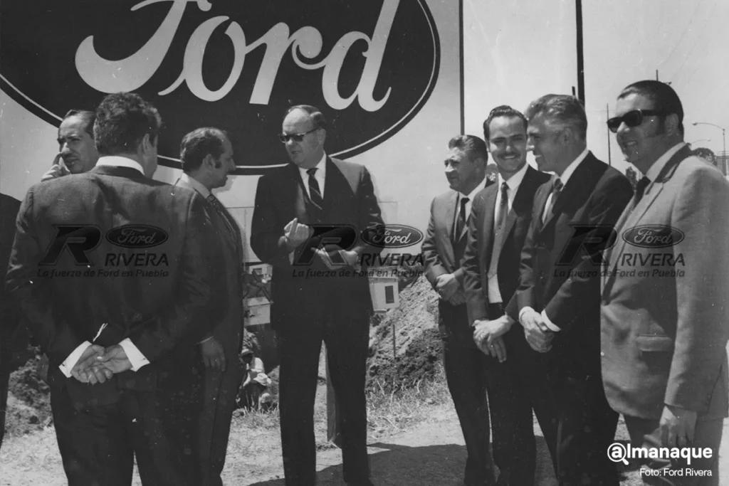 primera piedra ford rivera Puebla 2