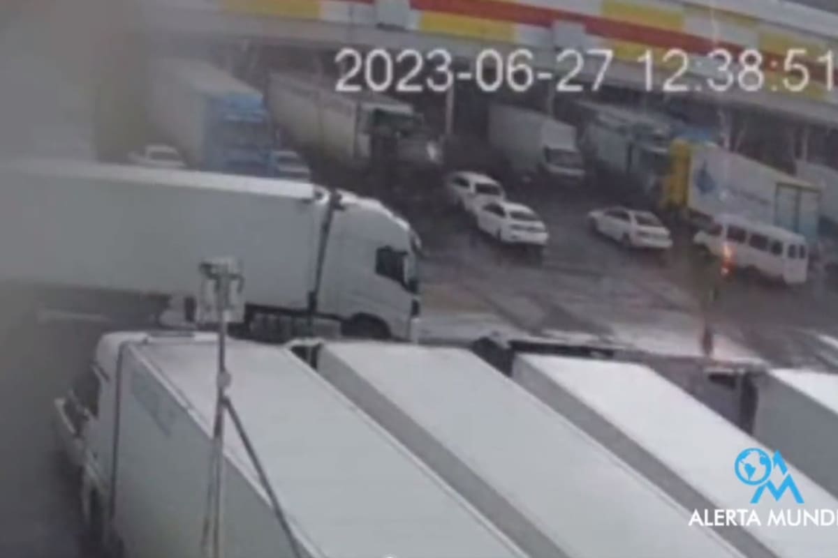 VIDEO: Hombre muere en Rusia al caerle un rayo en la cabeza 3 Rayo mata a un hombre en Rusia